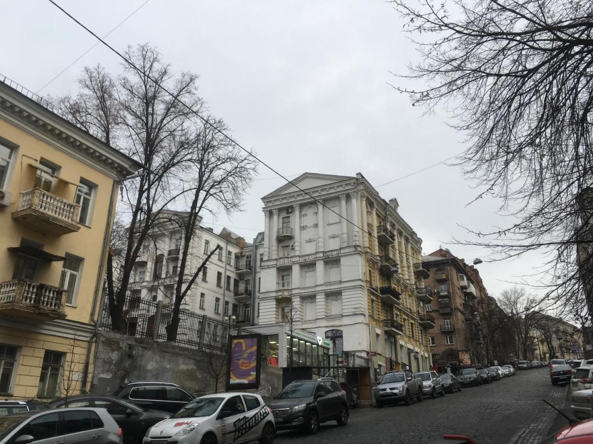 Luteranska Romantic Apartment Киев Экстерьер фото