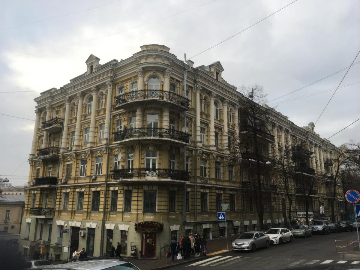 Luteranska Romantic Apartment Киев Экстерьер фото